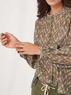 Bluse Aus Baumwoll-Seidengemisch Mit Ikat-Print