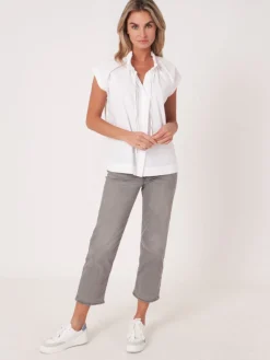 Bluse Mit Gerafftem Halsausschnitt Mit Bandchen