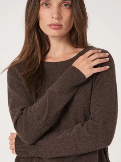 Kaschmirpullover Mit Rundem Saum Und U-Boot-Ausschnitt