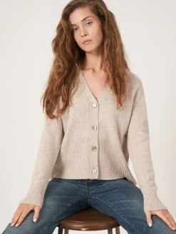 Kaschmir-Strickjacke Mit Geripptem V-Ausschnitt