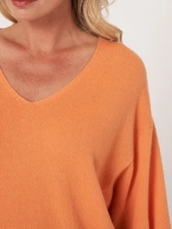Locker Geschnittener Kaschmirpullover Mit Kurzen Fledermausarmeln