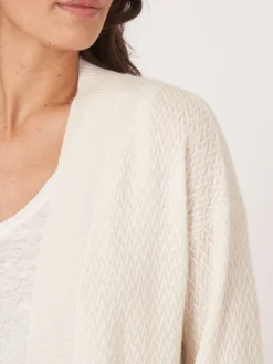 Offene Strickjacke Aus Bio-Kaschmir Mit Feinem Zopfstrickmuster