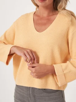 Pullover Aus Kaschmir-Baumwollmischung Mit Feiner Rippstruktur