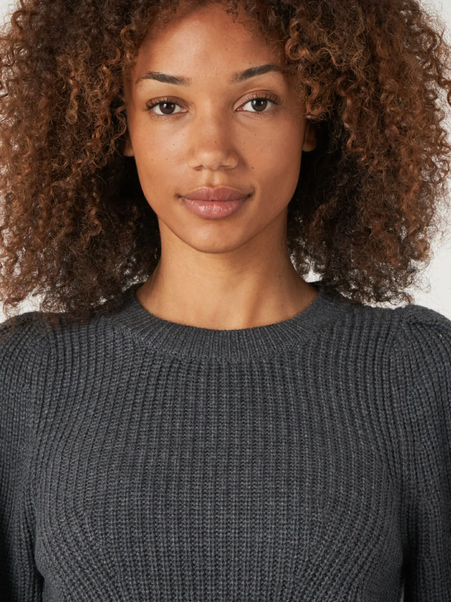 Rippstrick-Pullover Aus Merinowolle Mit Plissierten Schultern