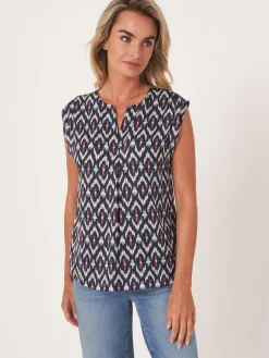 Seidentop Mit Ikat-Print