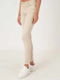 Straight-Cut Jeans