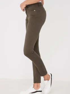 Straight-Cut Jeans