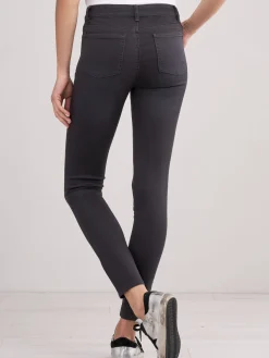 Straight-Cut Jeans