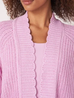 Strickjacke Aus Größem Rippenstrick Mit Wellenschliff Am Saum