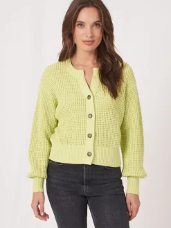 Strickjacke Aus Größem Rippenstrick Mit Puffarmeln