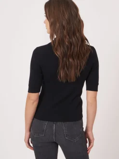 Strickjacke Mit Polokragen Und Kurzen Armeln Aus Superfeinem Rippenstrick