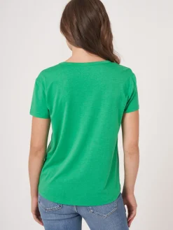T-Shirt Mit V-Ausschnitt Und Brusttasche