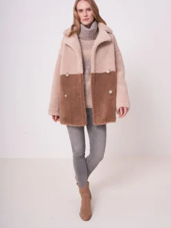 Zweifarbiger Wendbarer Faux Shearling Mäntel
